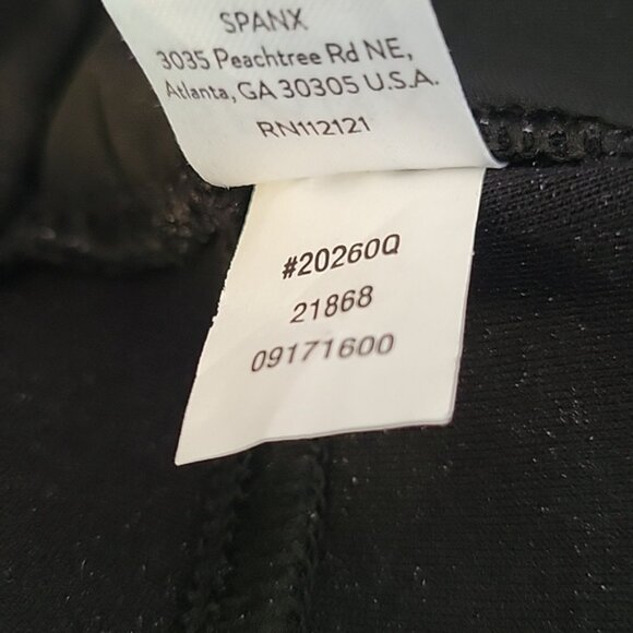SPANX The Perfect Black Pant Cropped Flare Pants Medium Petite - Picture 10 of 10
